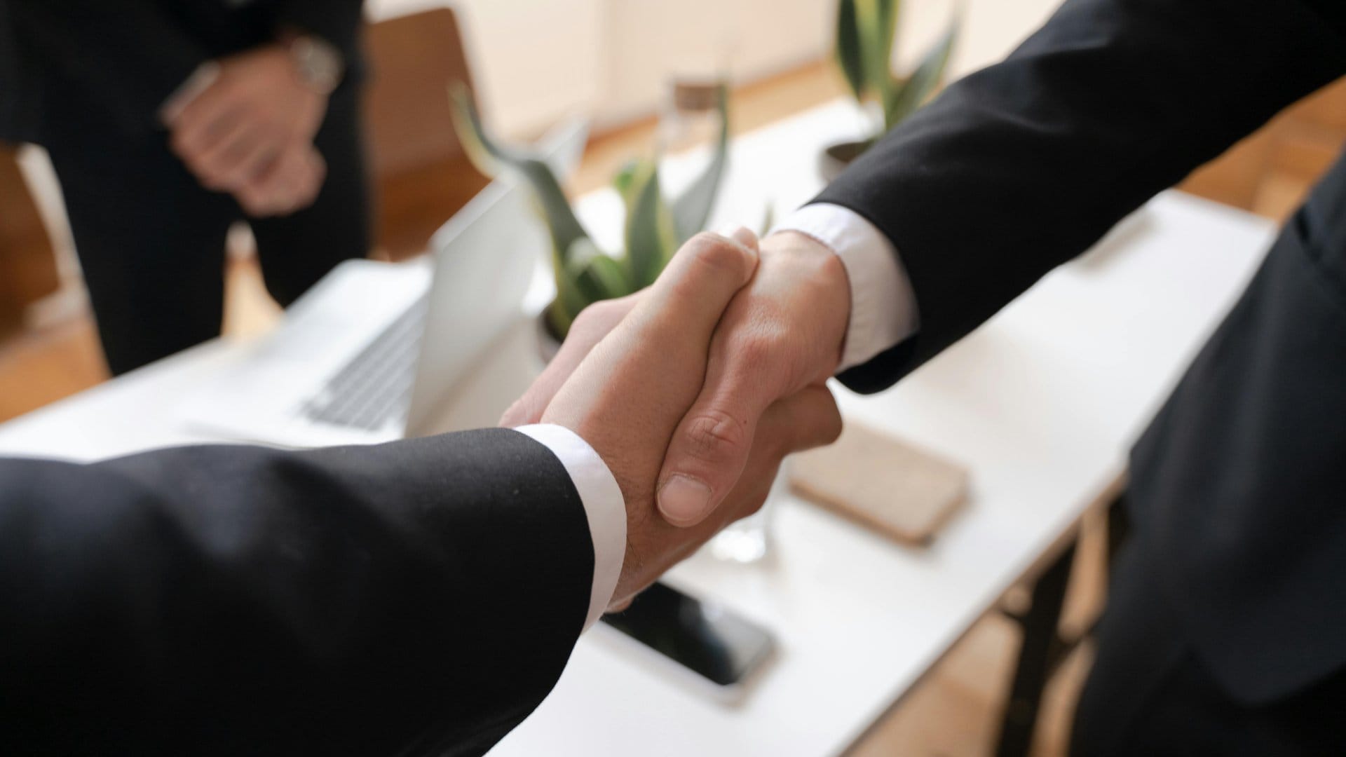 salary negotiation IT certifications Canada — How to Negotiate Salary With IT Certifications in Canada | photo by Pavel Danilyuk via Pexels