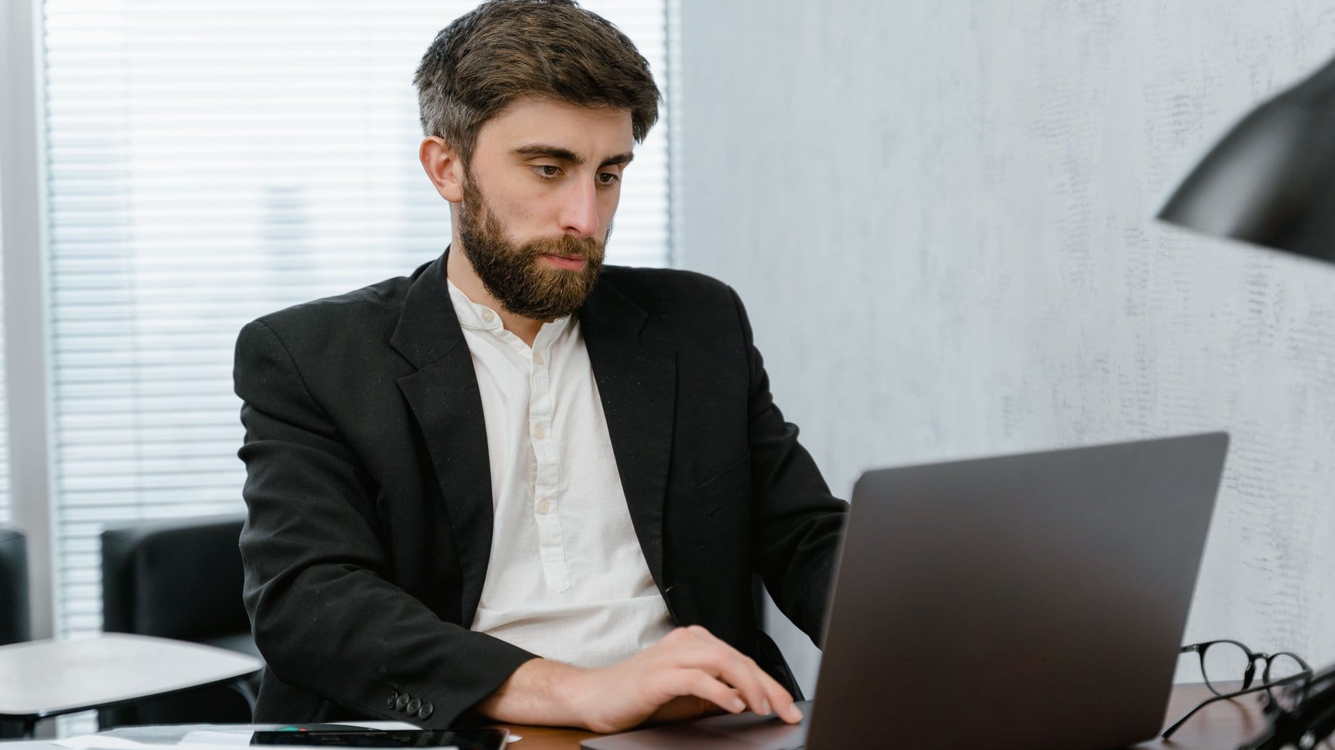 IT careers in the Canadian public sector — IT Careers in the Canadian Public Sector: What You Need | photo by Tima Miroshnichenko via Pexels