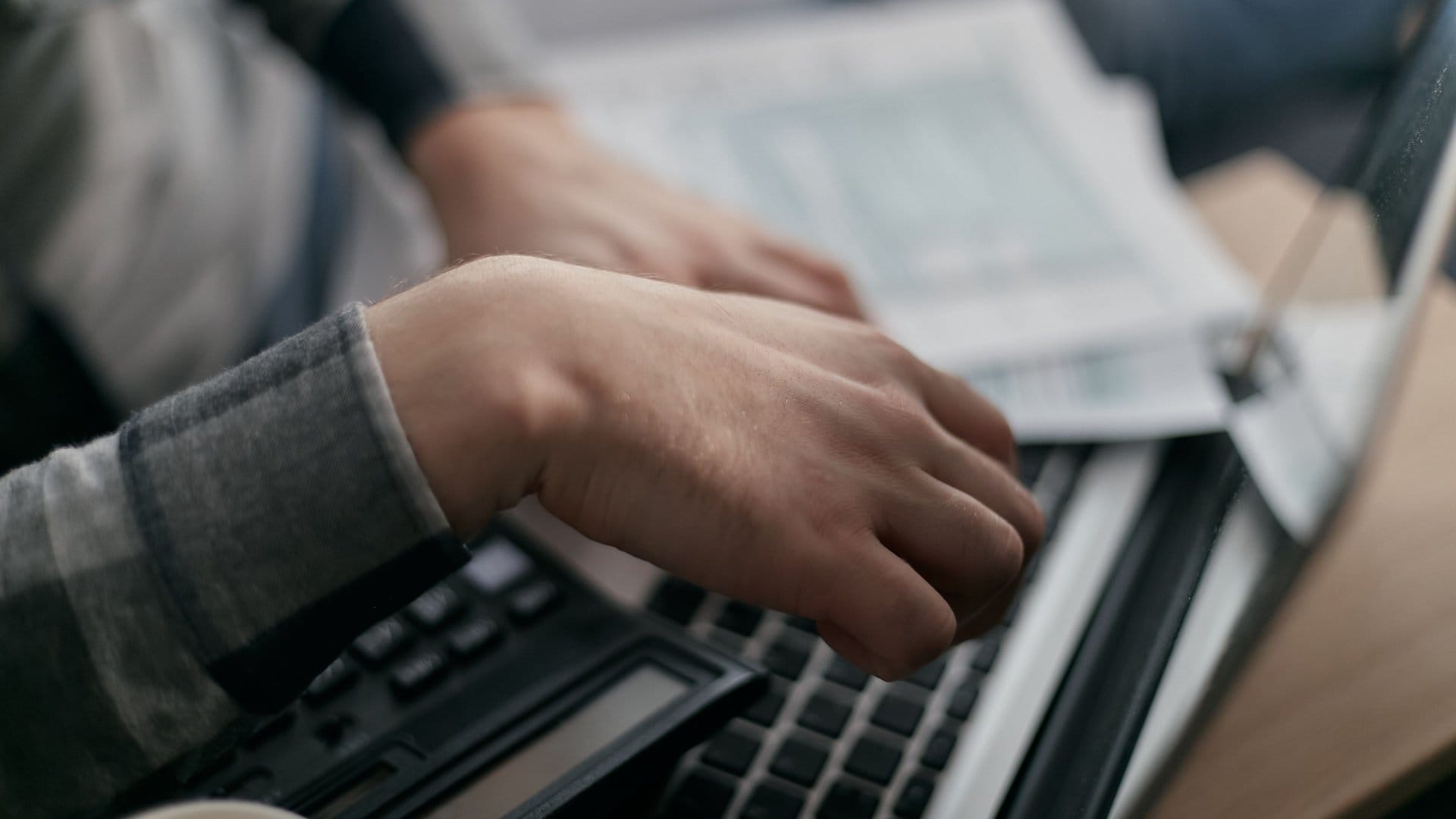 cloud cost management — What Is Cloud Cost Management and Who Should Learn It | photo by Mikhail Nilov via Pexels
